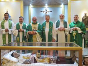 Paróquias Palotinas celebram visita das relíquias de São Vicente de Paulo