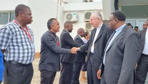 Cardeal Parolin chega a Cabo Delgado em gesto de solidariedade com a Província