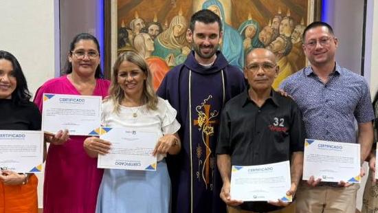 Escola de Formação Cristã realiza formatura em Campo Grande