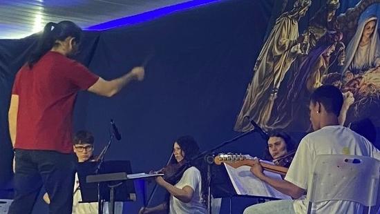 Projeto Pallotti encerra o ano com gratidão, música, futebol e esperança