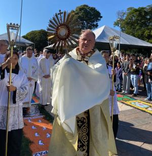 Corpus Christi: testemunho de fé e unidade na Paróquia São Vicente Palotti