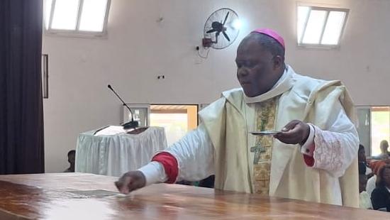 Palotinos lamentam a morte de Dom Osório Citora Afonso