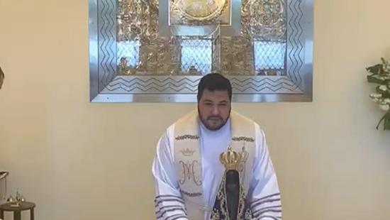 Para padre Helton Wachholz: "Uma graça de Deus, nos braços de Maria"