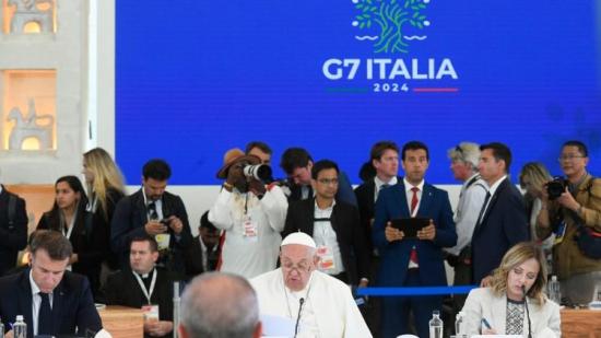 O Papa no G7: nenhuma máquina deve optar por tirar a vida a um ser humano