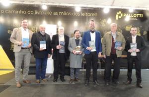  Palotinos Lançam Livros na 51ª Feira do Livro de Santa Maria 