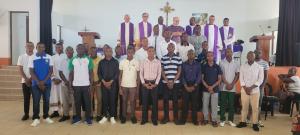 Seminário São Vicente Pallotti de Inhambane em Moçambique recebe visita do Provincial